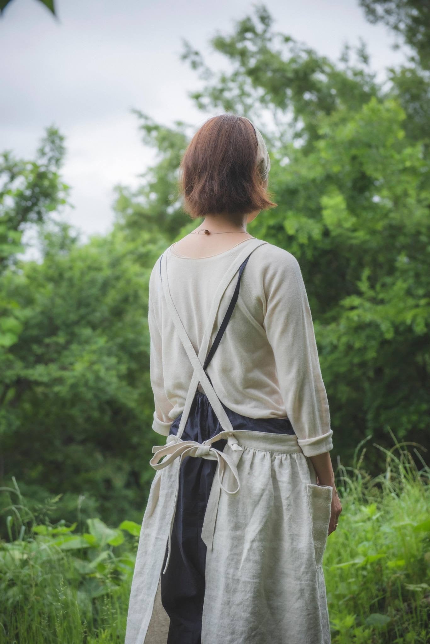 Tateito To YokoIto - Float Cotton Linen Water-Repellent Apron - Natural or Navy - Hands On Workshop