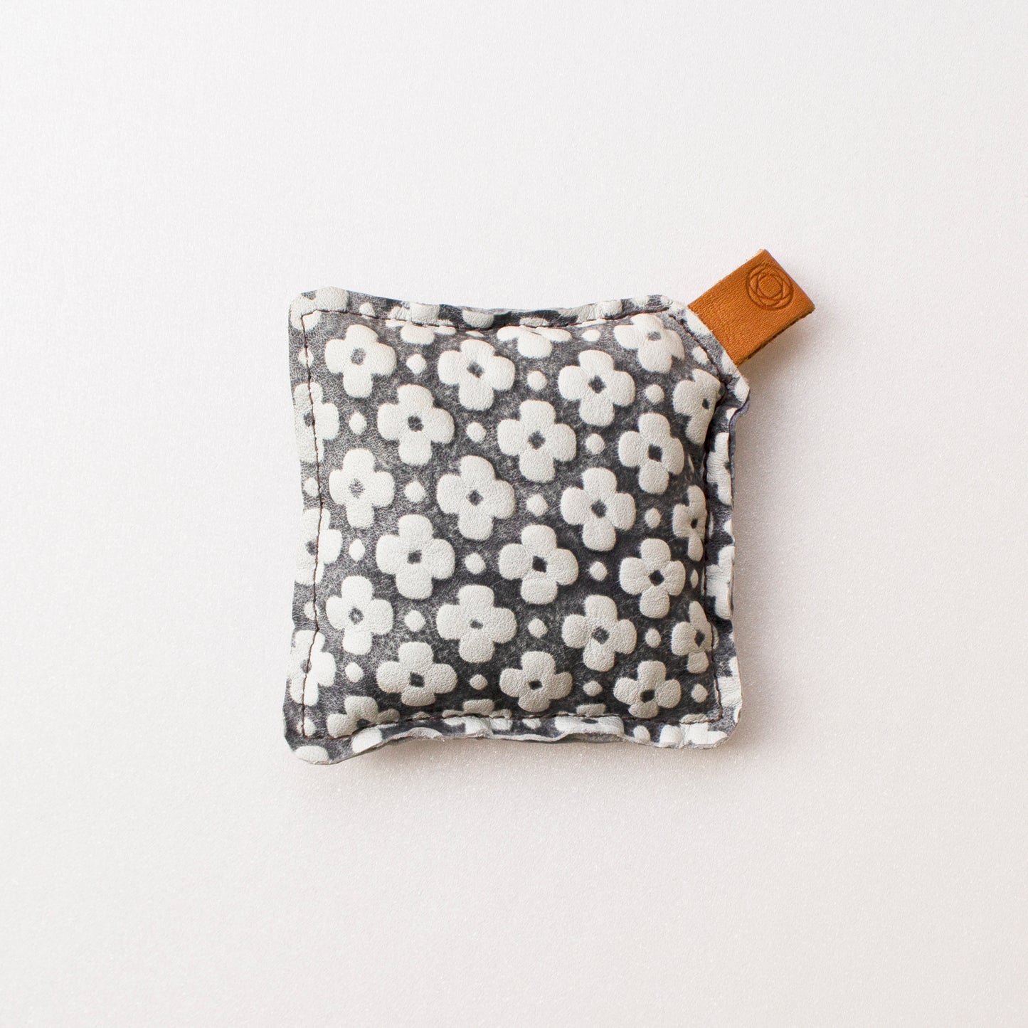 Cohana Yuzun Leather Fabric Weight - Hands On Workshop