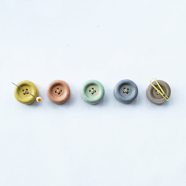 Cohana Magnetic Button made of Shigaraki Ware