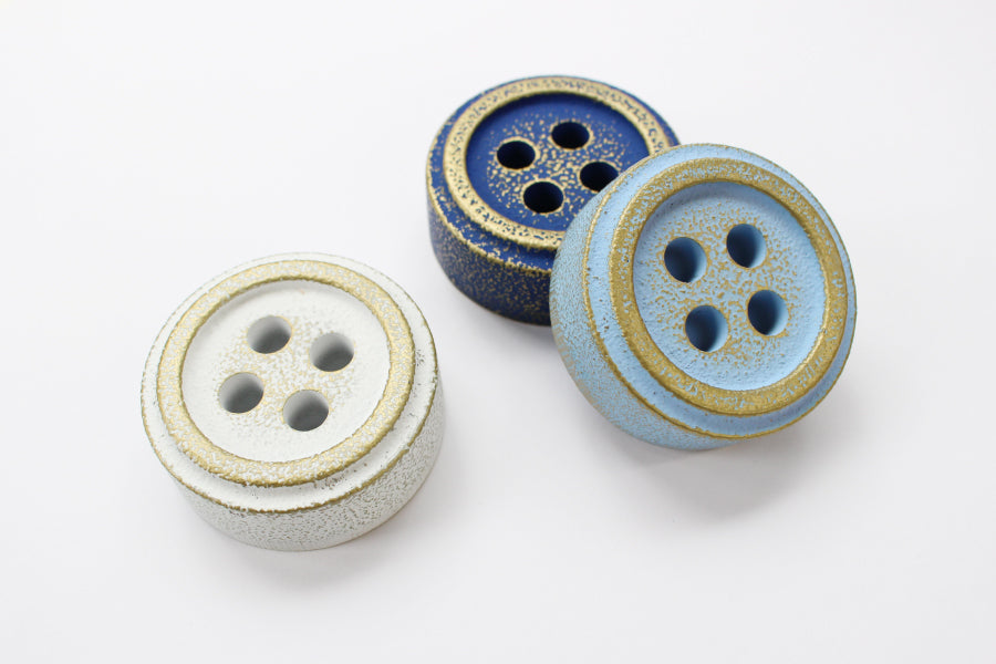 Cohana Nambu Iron Paperweight Japan Blue