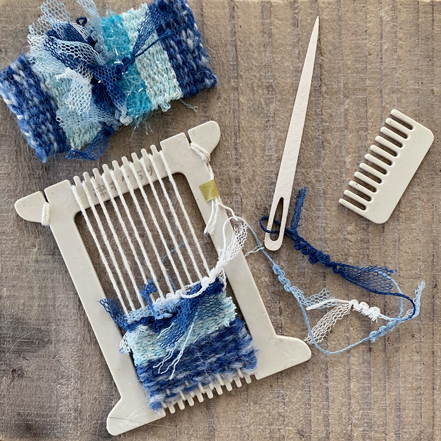 Pokeori Kit Blue - finished mini weaving