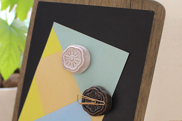 cohana コハナ 淡路瓦の針やすめ 45-300 しろ 45-301 もくたん かわいい ソーイング 大人 おしゃれ 日本製 ギフト お返し 手芸用品 裁縫道具 おうち時間