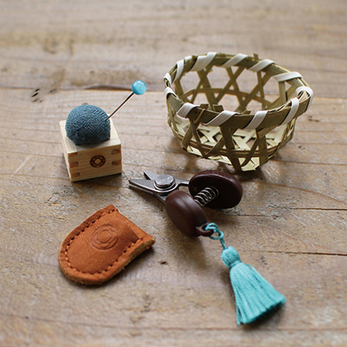 Cohana Gift Set of Mini Scissors from Seki and Pincushion of Mini Masu - Hands On Workshop