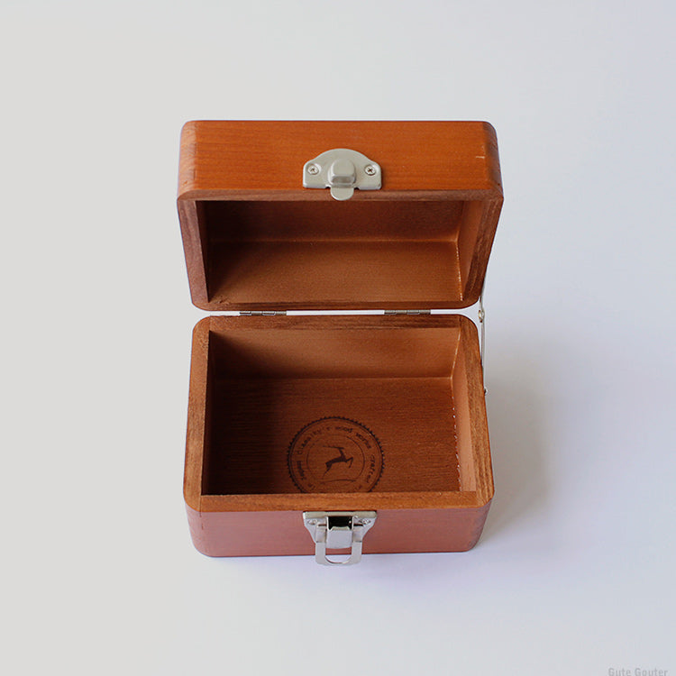 CLASSIKY Tool Box (Tsuga Wood) - inside, lid open