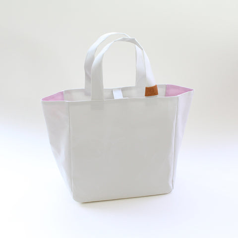 手染め和紙で作られたプロジェクトバッグ