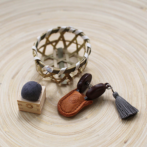 Cohana Cadeau Set de mini ciseaux de Seki et Pincushion de Mini Masu