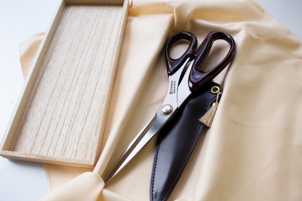 Cohana Seki Sewing Shears with Lacquered Handles