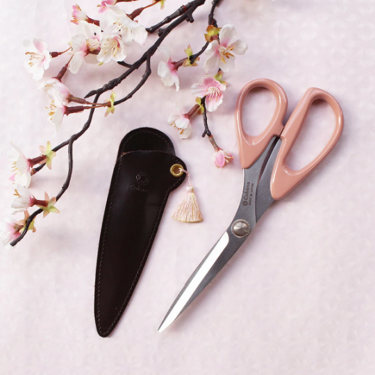 Seki Sewing Shears with Lacquered Handles - Cohana Sakura 2023 Limited Edition Collection